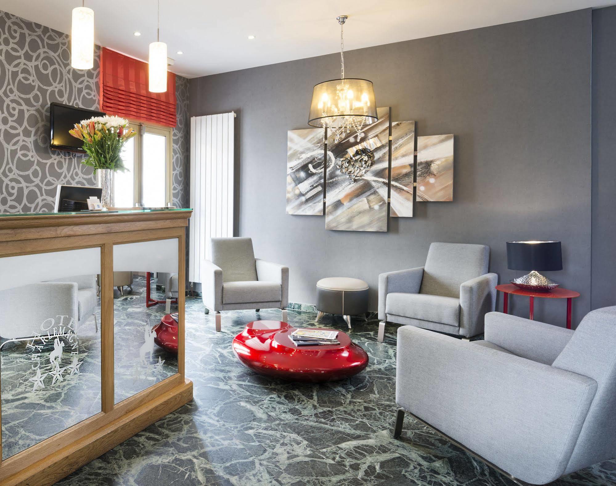 Hotel Charlemagne Neuilly-sur-Seine Eksteriør bilde